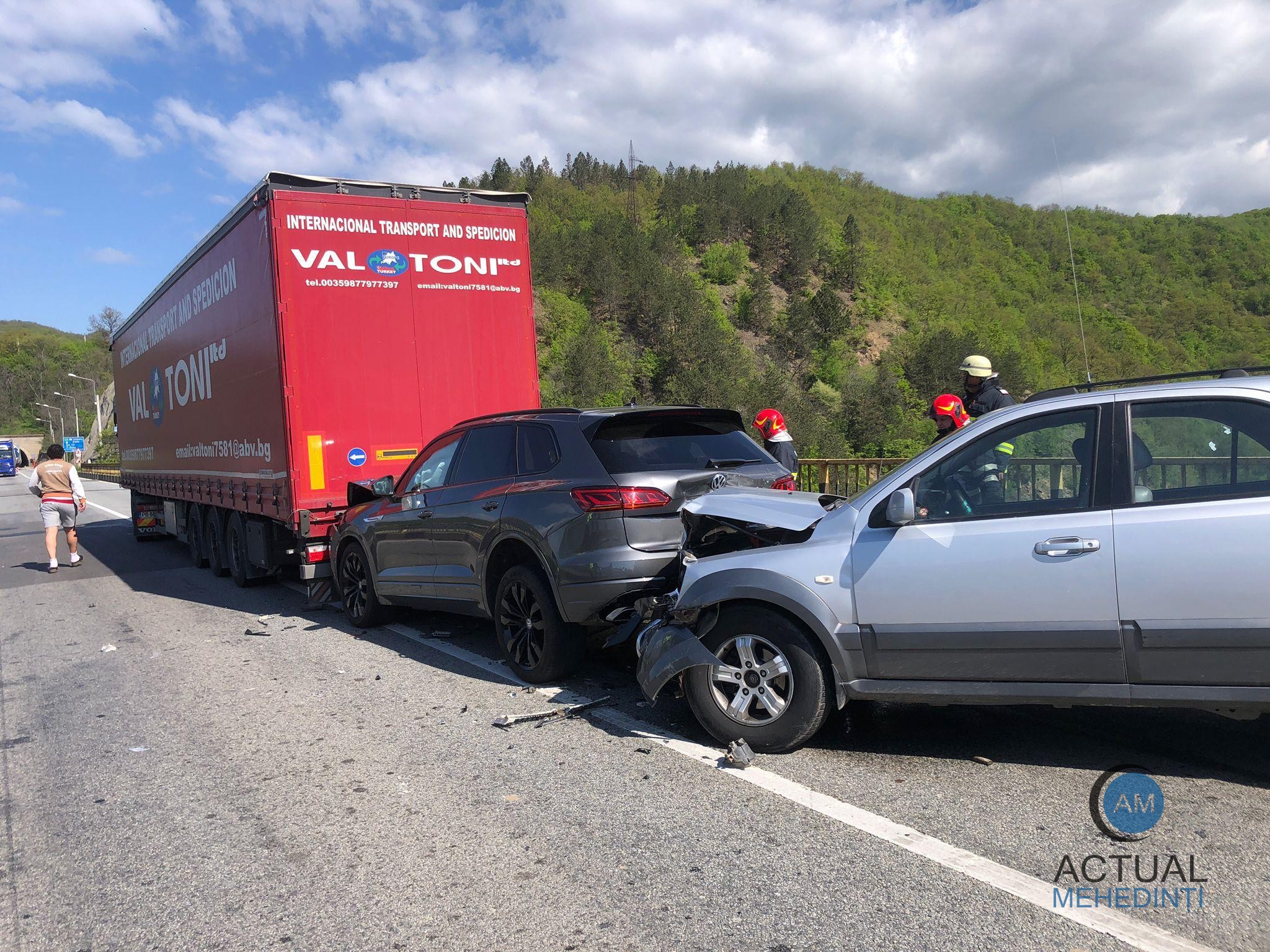 Două accidente rutiere produse într-un interval scurt, în județ! Două persoane au ajuns la spital.