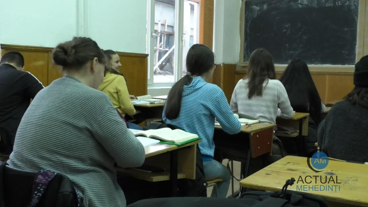 Grevă de avertisment în școlile din Mehedinți! Peste 90% din profesorii înscriși în sindicat participă la acțiune.