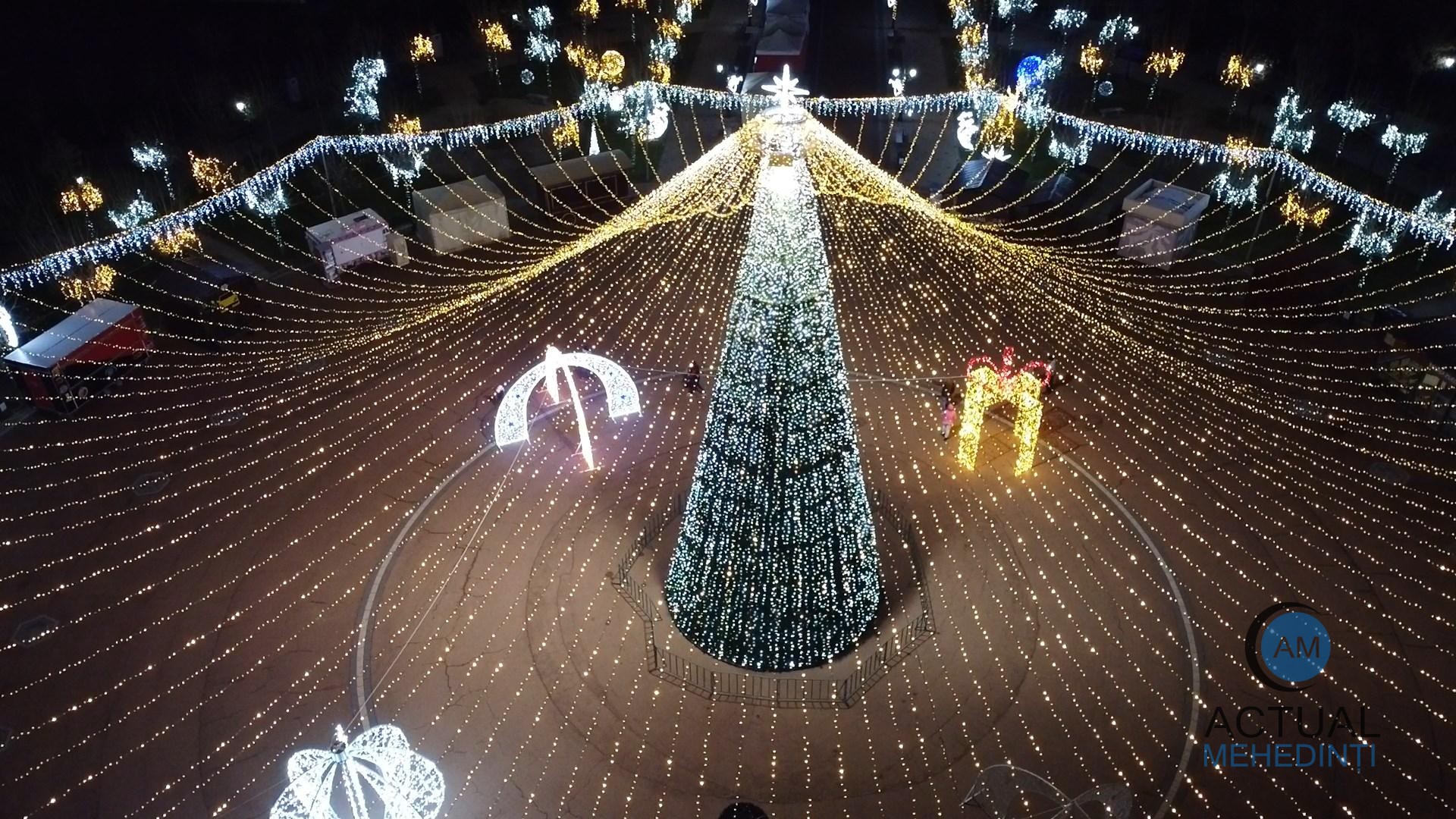 Când pornește iluminatul festiv și cât plătește primăria Severin pentru organizarea evenimentelor dedicate sărbătorilor?