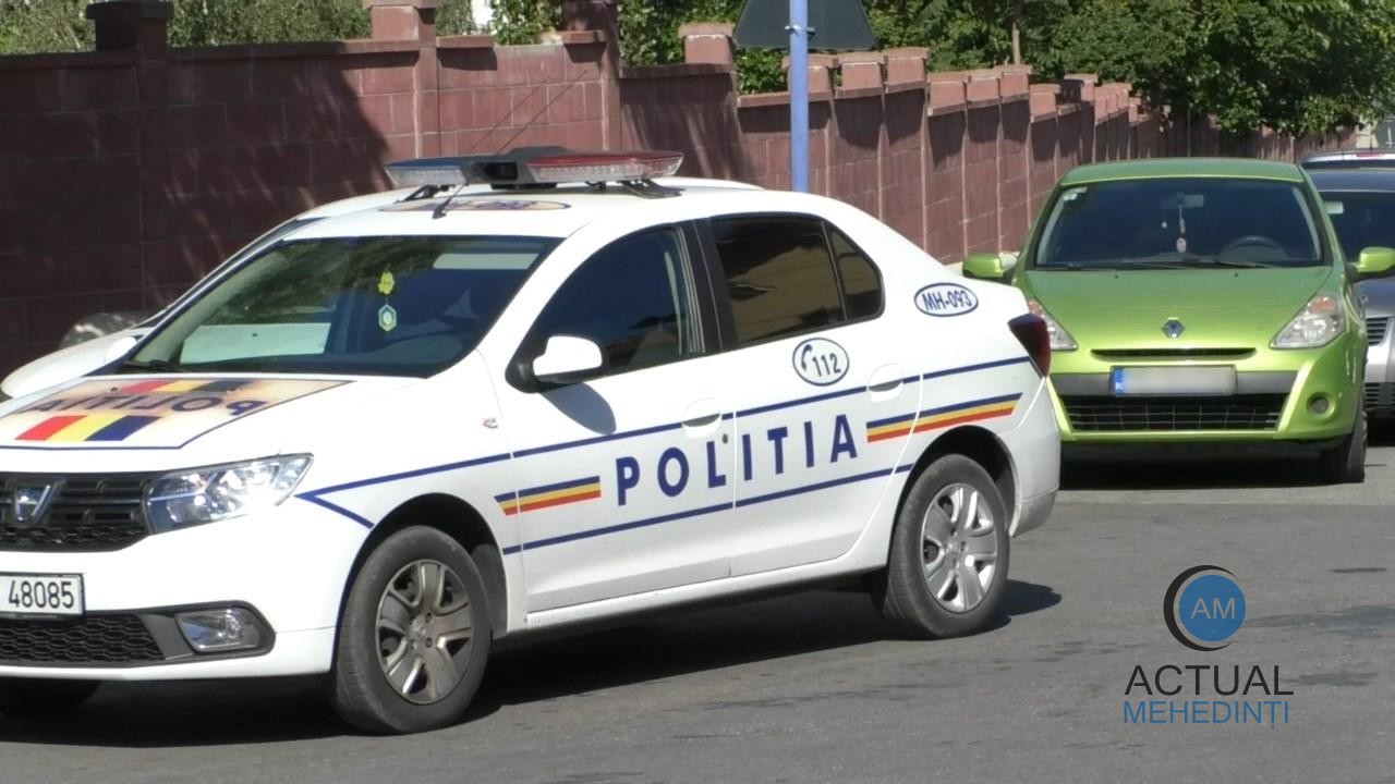 Polițistul acuzat de furt, la locul cercetării, s-a pensionat. Cazul a fost preluat de procurori.