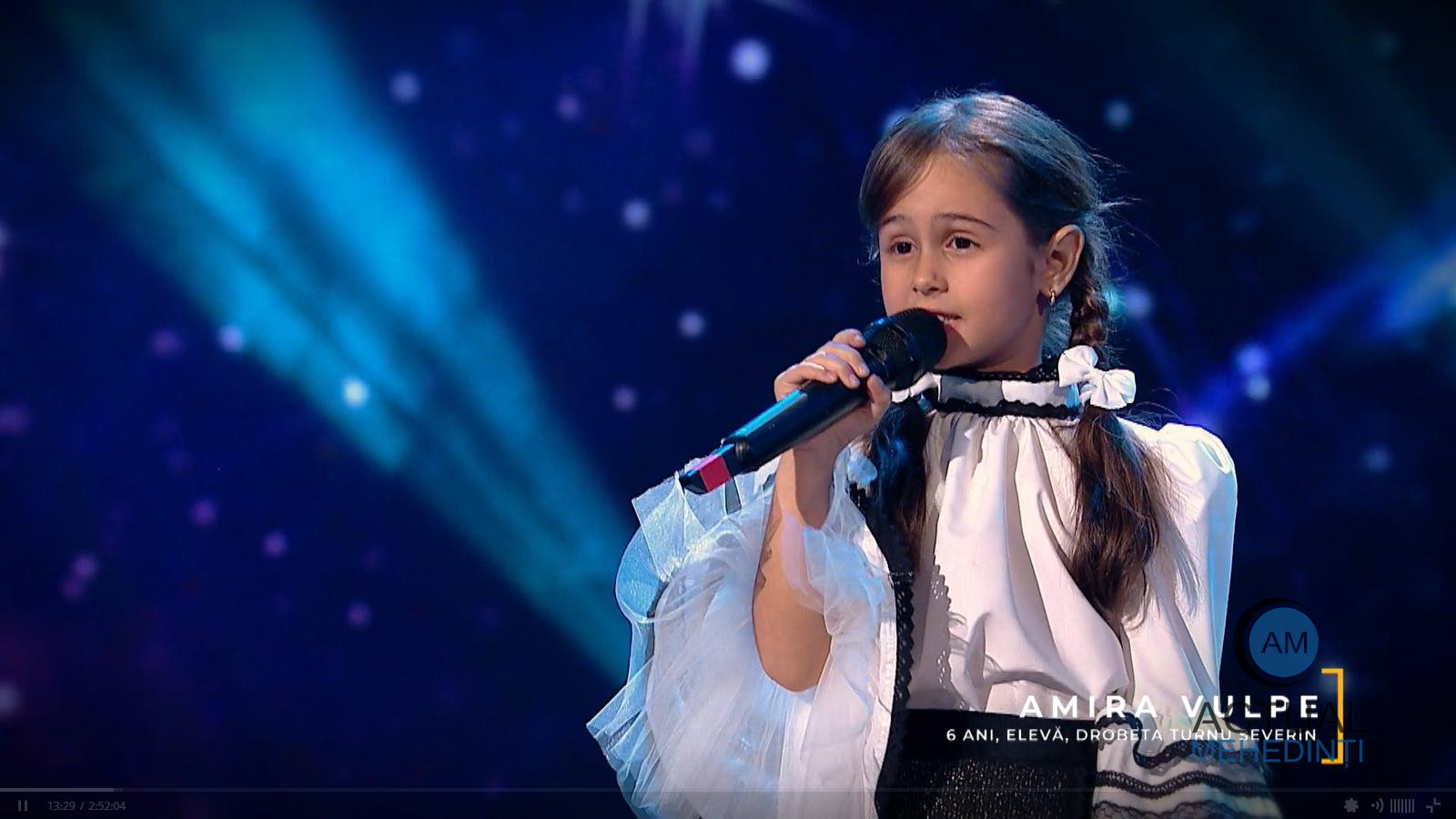 Copilă din Severin, pe scena „Românii au talent”! Amira a impresionat juriul și publicul cu vocea sa.