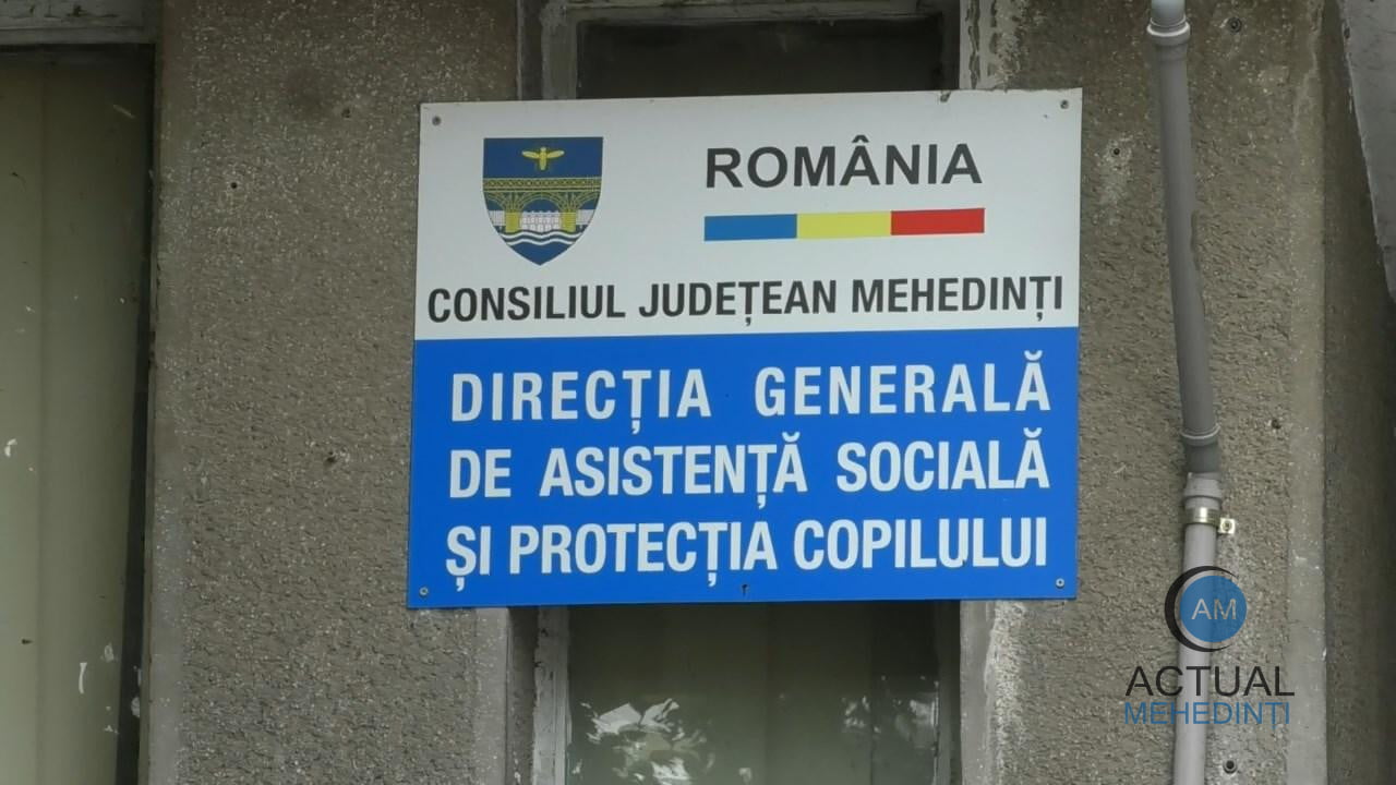 Copilă de 13 ani, lăsată însărcinată! Mama minorei știa că fiica sa întreține raporturi sexuale cu un bărbat din comună.