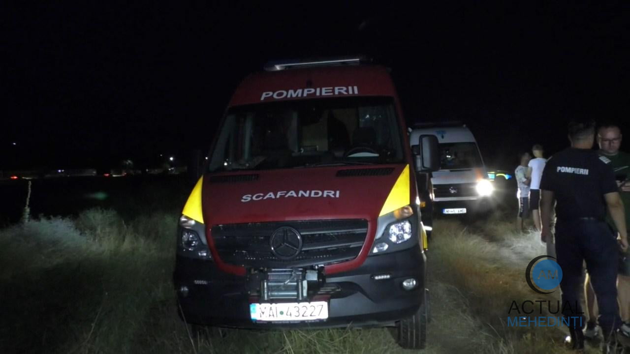 Minorul căzut în Dunăre a fost scos din apă după mai bine de trei ore de căutări. Acesta nu a avut nicio șansă să supraviețuiască.