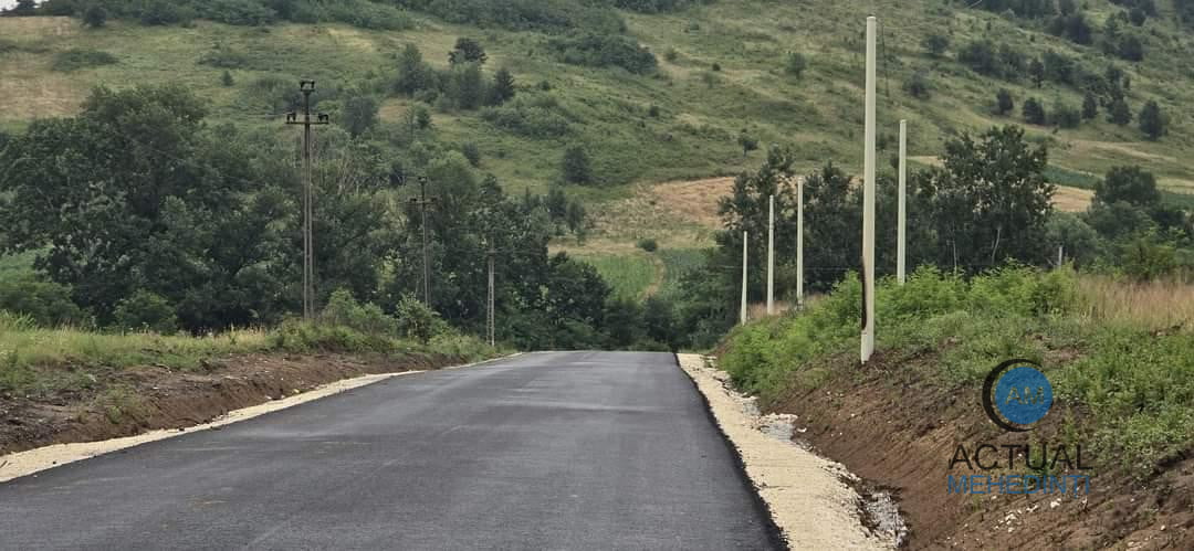 A început asfaltarea Drumului Județean Magheru – Bunoaica.