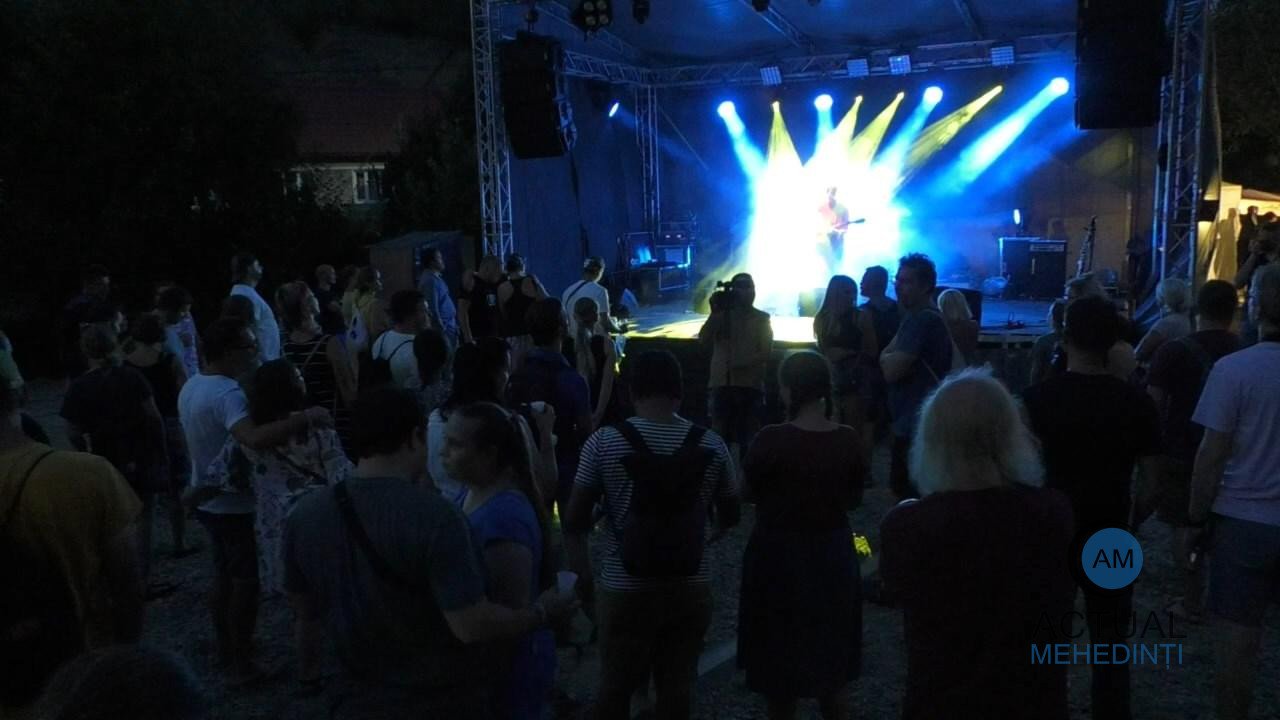 Festivalul „Banát” însuflețește micul sat cehesc din Clisura Dunării. Peste 1.500 de cetățeni din Cehia se distrează, vizitează zona și impulsionează turismul din zonă.
