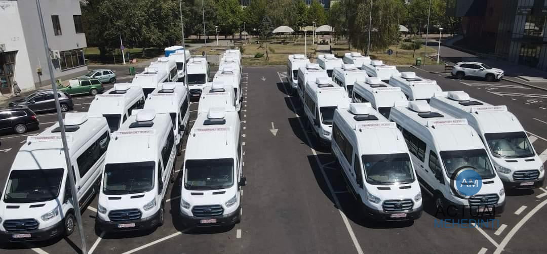 Încă o serie de microbuze electrice, pentru școlile din județ!