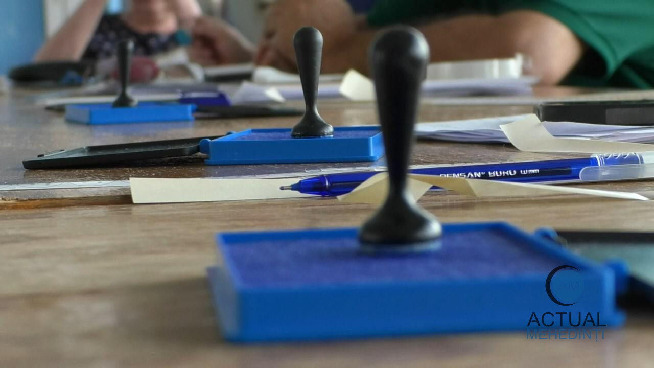 A început campania electorală pentru prezidențiale. 14 candidați s-au înscris în lupta electorală.