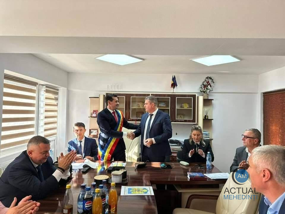 Ionuț Tudorescu a preluat cel de-al doilea mandat de primar al orașului Baia de Aramă.