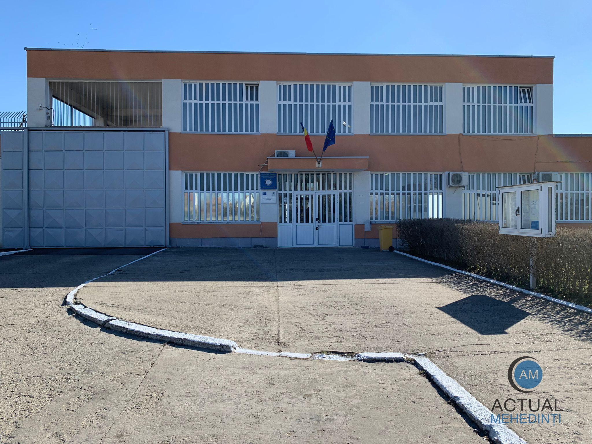 Deținutul ucis în Penitenciarul Arad era din Mehedinți. Bărbatul a fost înjunghiat cu un ciob de sticlă, de colegul de celulă.