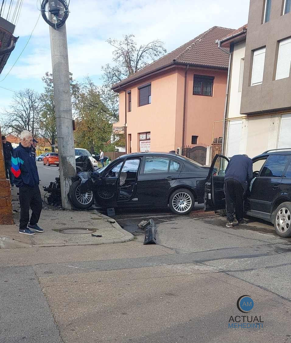 Accident produs în intersecția în care, ieri, a avut loc un alt accident!