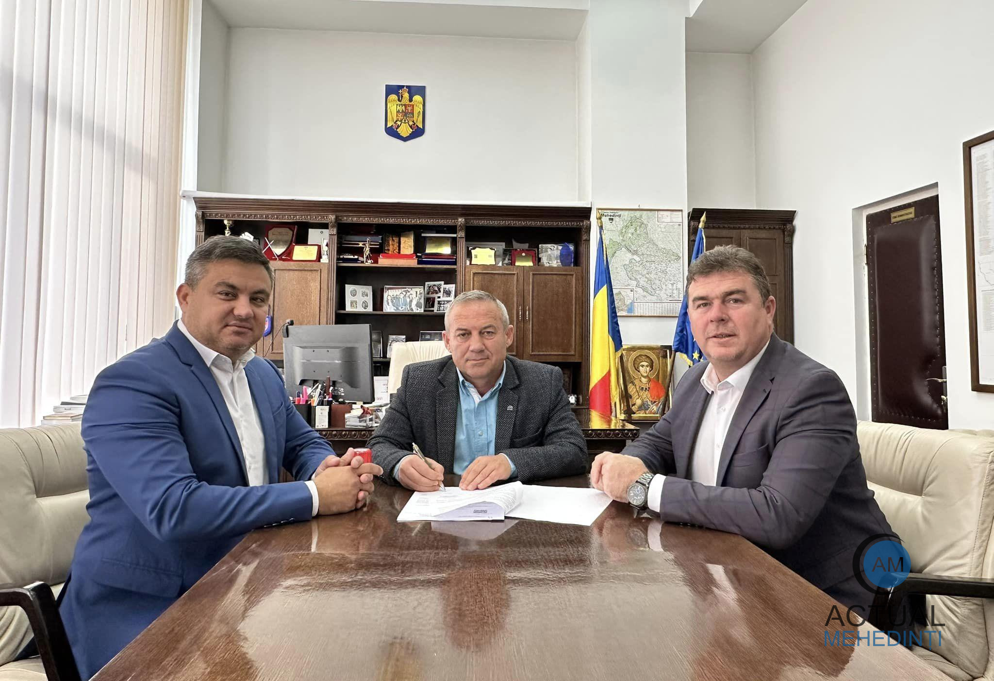 Investiții cu fonduri guvernamentale în comuna Corcova!