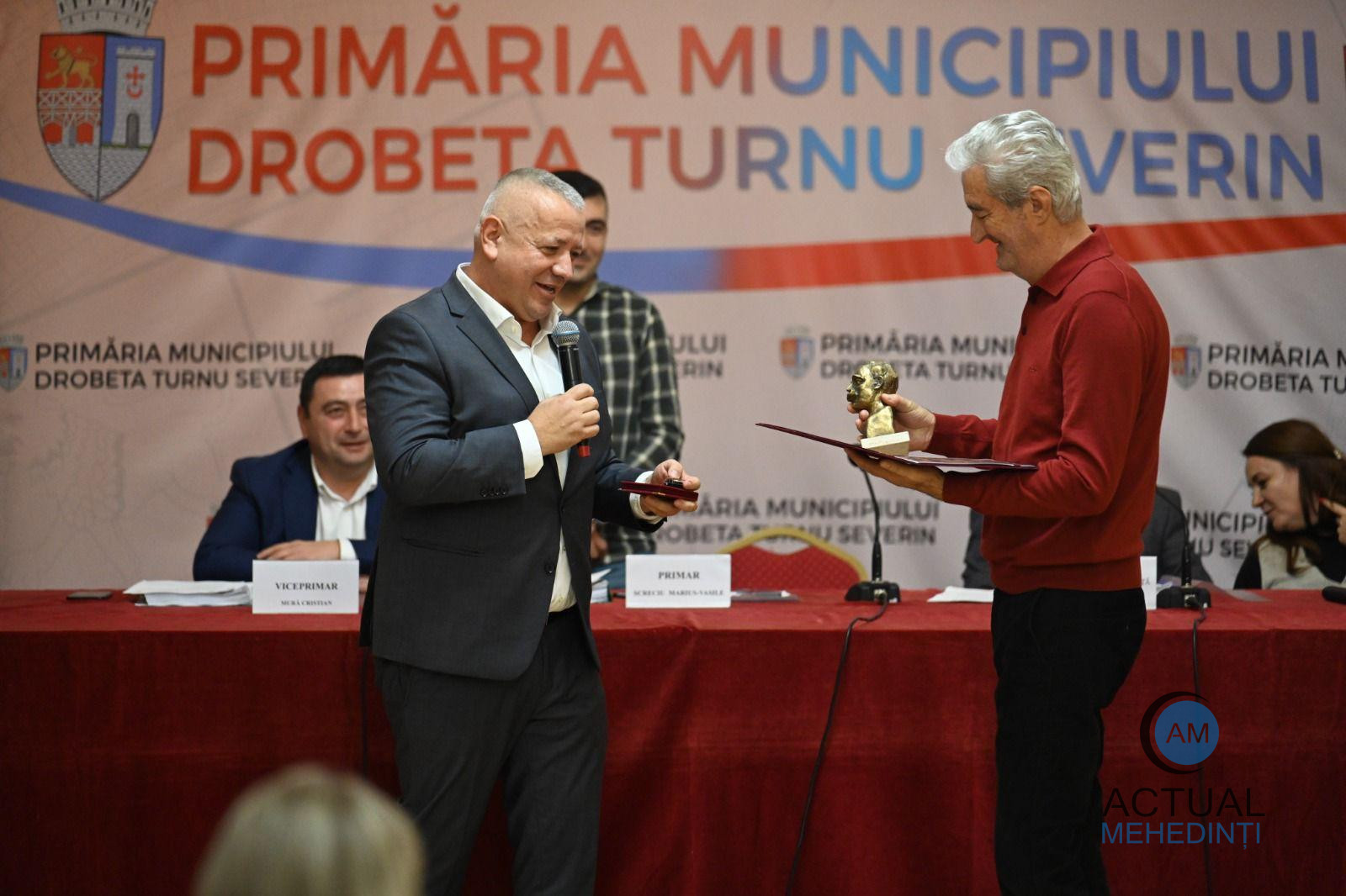 Premiul „Teodor Costescu”, acordat fostului primar al Severinului, pentru punerea în valoare a obiectivelor turistice!