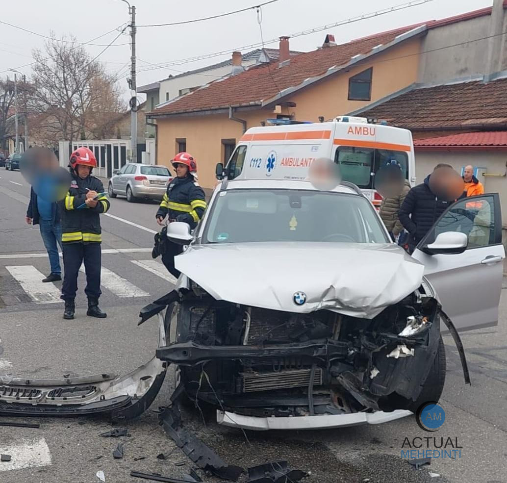 Accident cu victimă și pagube însemnate, după ce nu a oprit la STOP!