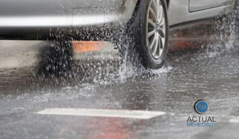 Circulație îngreunată, din cauza condițiilor meteorologice! Se circulă în condiții de carosabil umed.