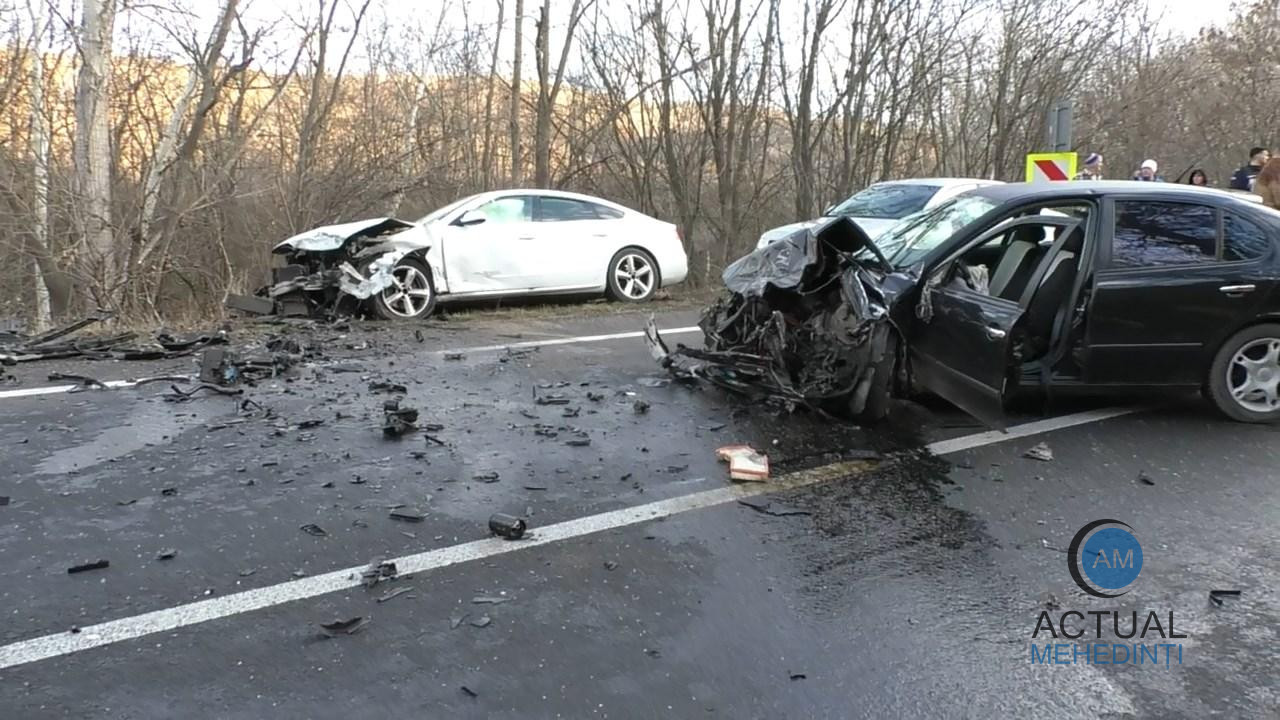 Accidentul în lanț de pe DN6, produs de o șoferiță care a pătruns pe contrasens!
