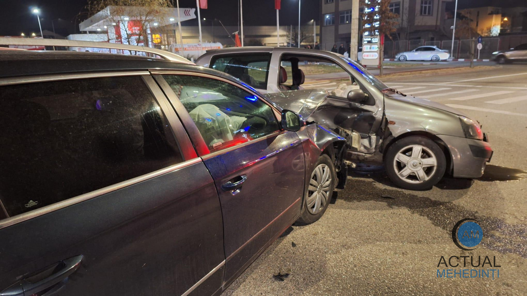 Accident cu pagube însemnate, produs într-un sens giratoriu din Severin!