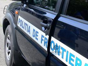Trei polițiști de frontieră, eroi pentru doi vârstnici! Au observat fum și au sărit să salveze proprietarii.
