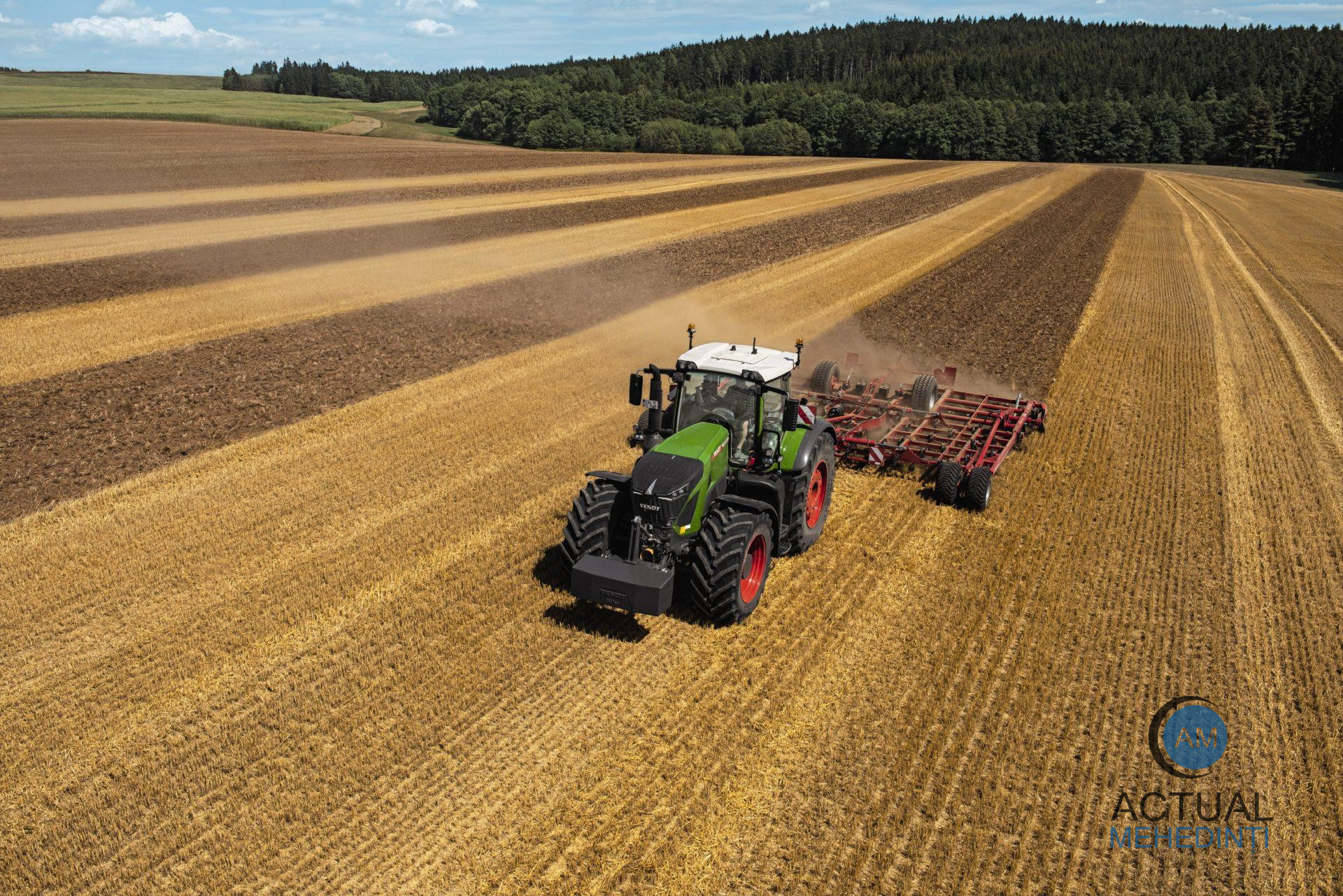 Mehedințean băut și fără permis, depistat conducând un tractor neînregistrat!