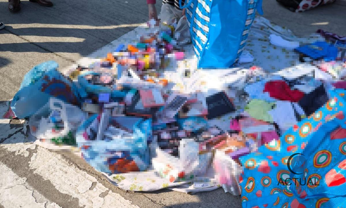 Îmbrăcăminte și cosmetice contrafăcute, descoperite de polițiștii de frontieră!