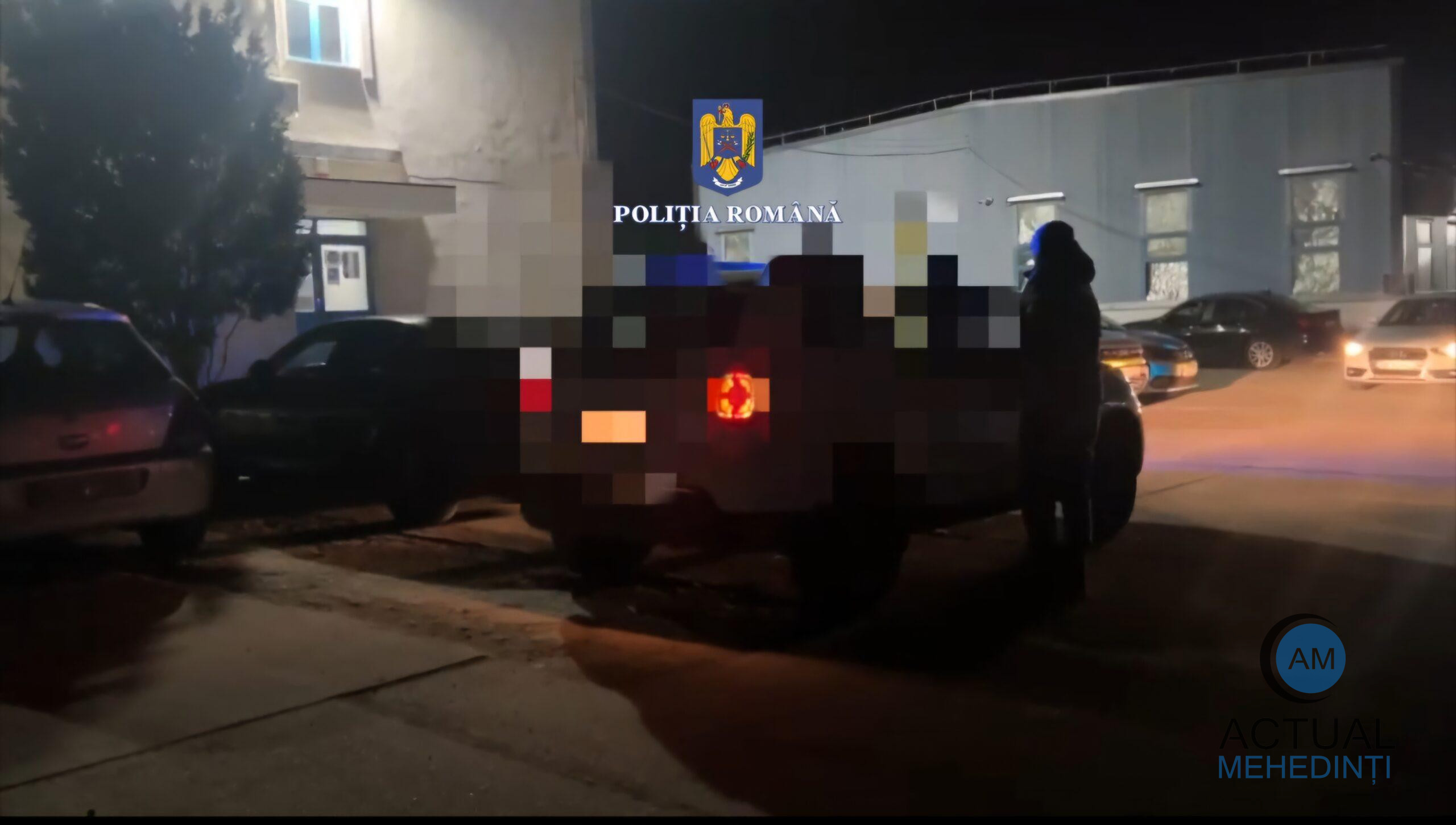 Minori reținuți, după ce au jefuit o severineancă, pe stradă!