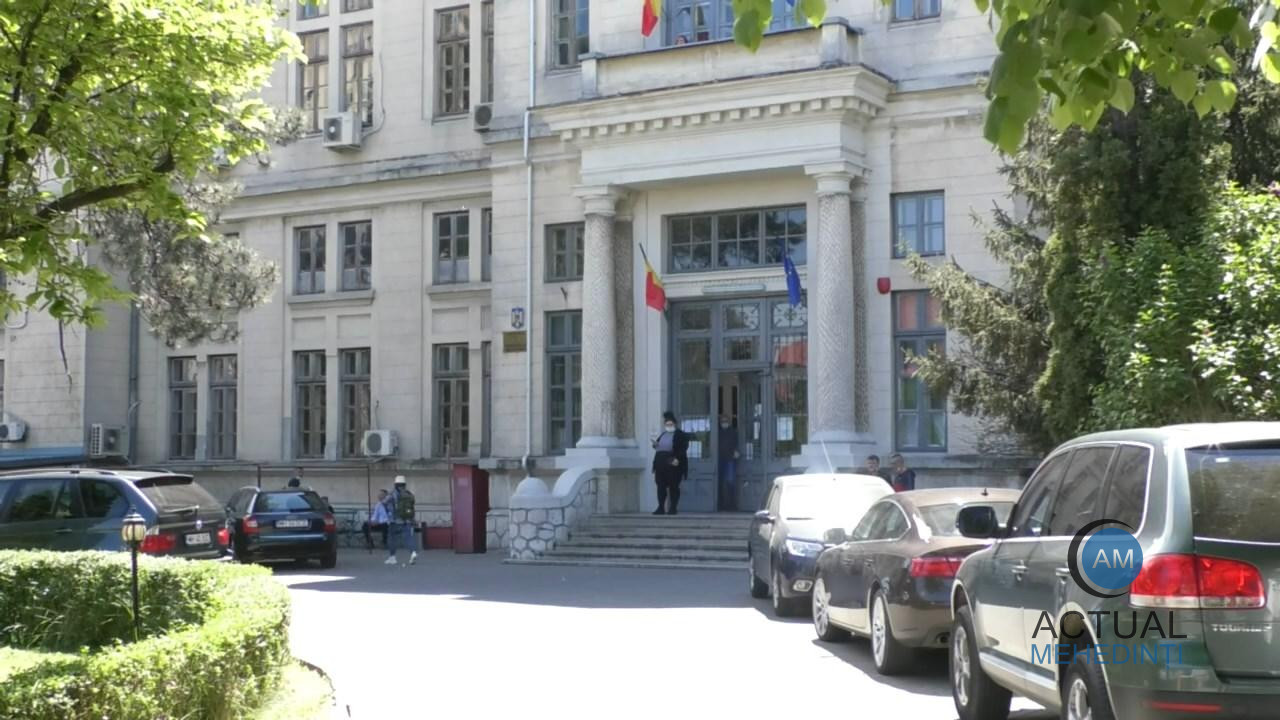 23 de ani de închisoare cu executare: condamnare – record pentru un individ care și-a abuzat sexual fiica, ani la rând! Bărbatul trebuie să achite și daune morale în valoare de 100.000 lei victimei.
