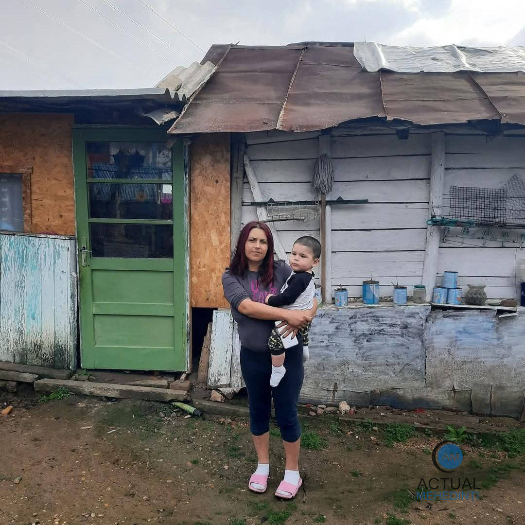 Apel umanitar, pentru o tânără mamă! Și-a pierdut fetița la naștere, iar soțul său l-a abandonat pe copilul cel mare al familiei cât femeia se afla în spital.