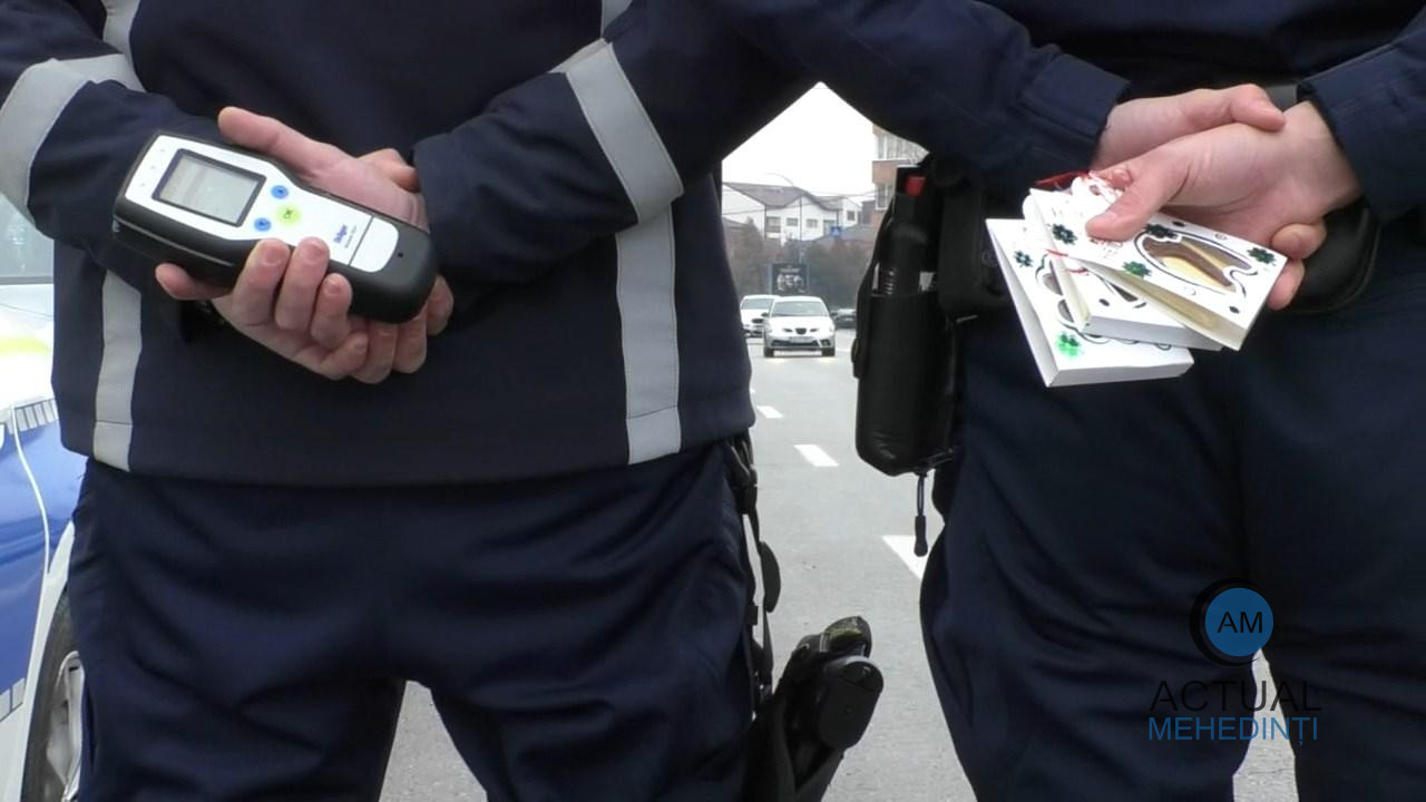 Șoferițele din Severin, trase pe dreapta de poliție și „amendate” cu un mărțișor dulce! În loc de sancțiuni, femeile au primit recomandări.