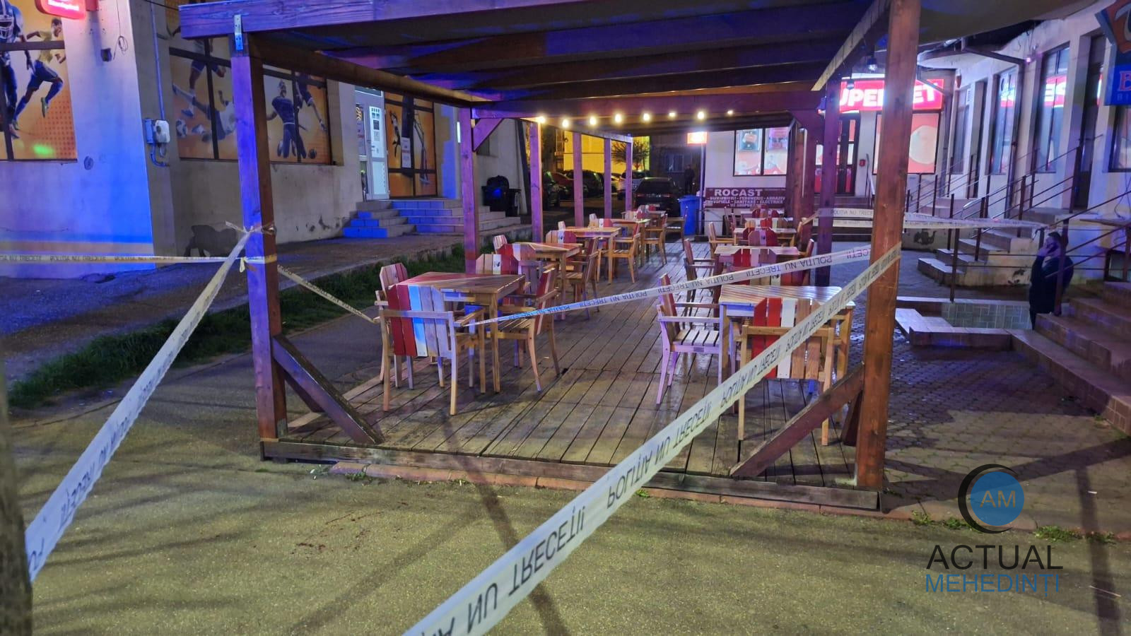 Tânărul, care a înjunghiat un bărbat în sala de jocuri de noroc, a  fost reținut. După atac, a fugit de la fața locului.