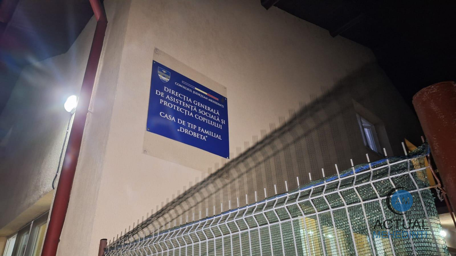 Poliția, anchetă după incidentul din centrul DGASPC! Anchetatorii îi caută pe agresorii minorului înjunghiat.