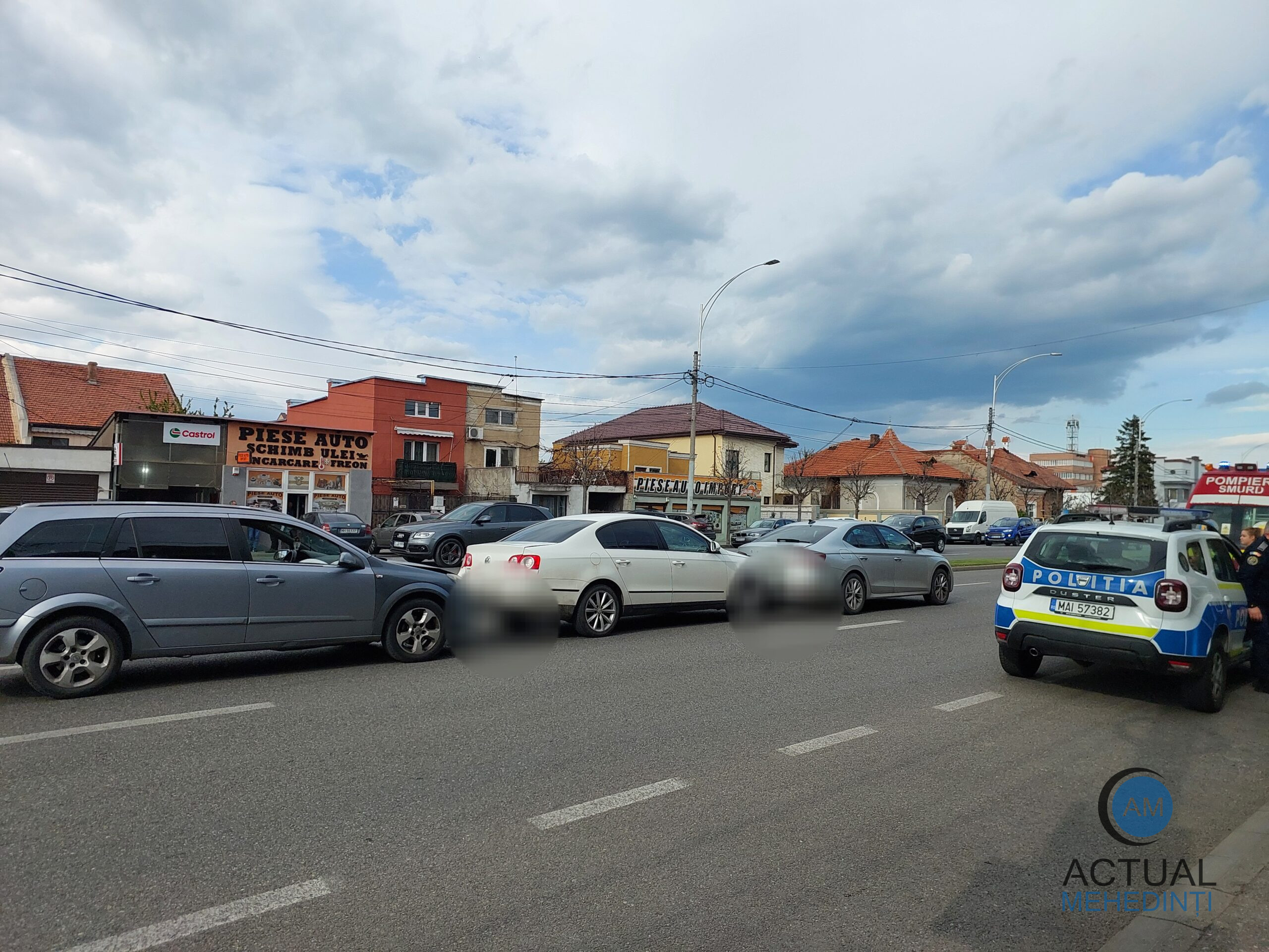Carambol cu trei autoturisme, produs în Severin!