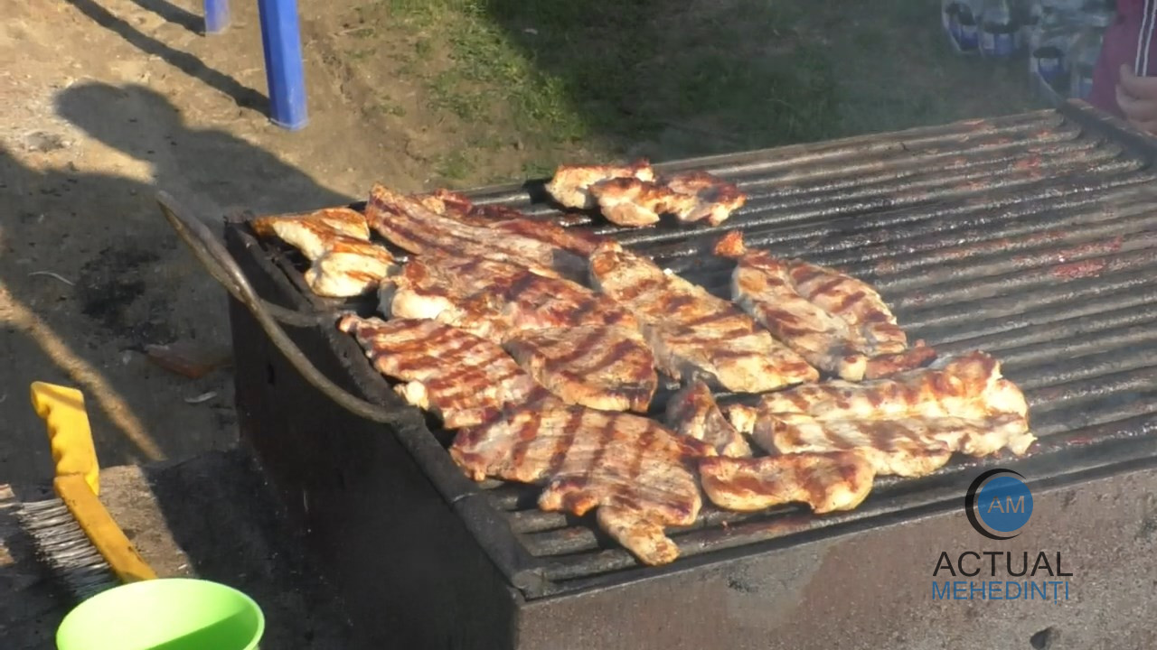 Atenție când încingem grătarele! Recomandările pompierilor!