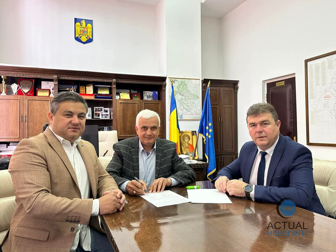 Investiții pentru locuitorii din Pădina: se extinde sistemul de apă din comună.