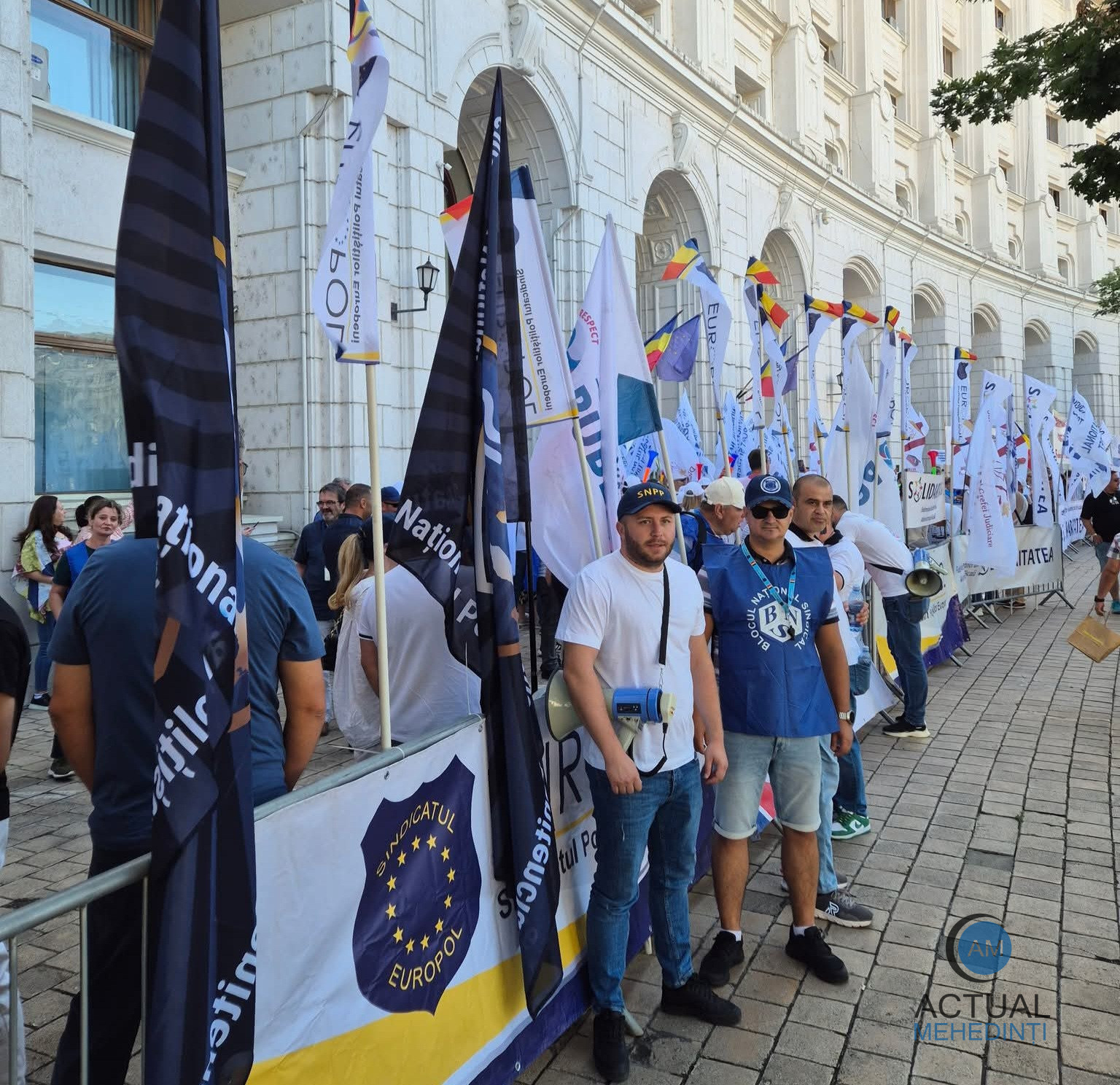 Sindicaliștii BNS Mehedinți, protest la Ministerul de Finanțe!